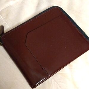 Madewell Zip Around Patent Leather Wallet.